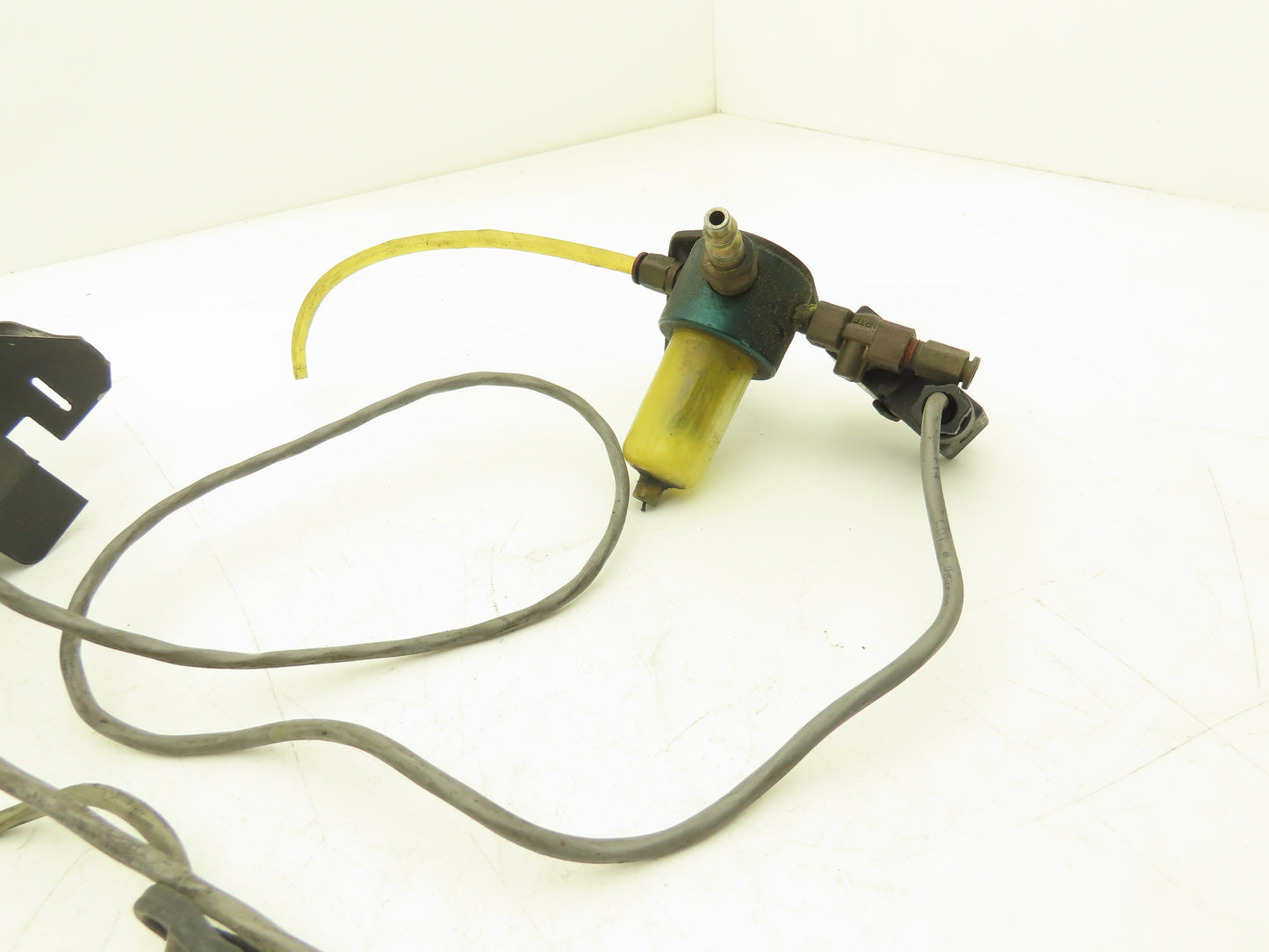 Conair UTB Universal Terminal Box Injection Molding Flow Control