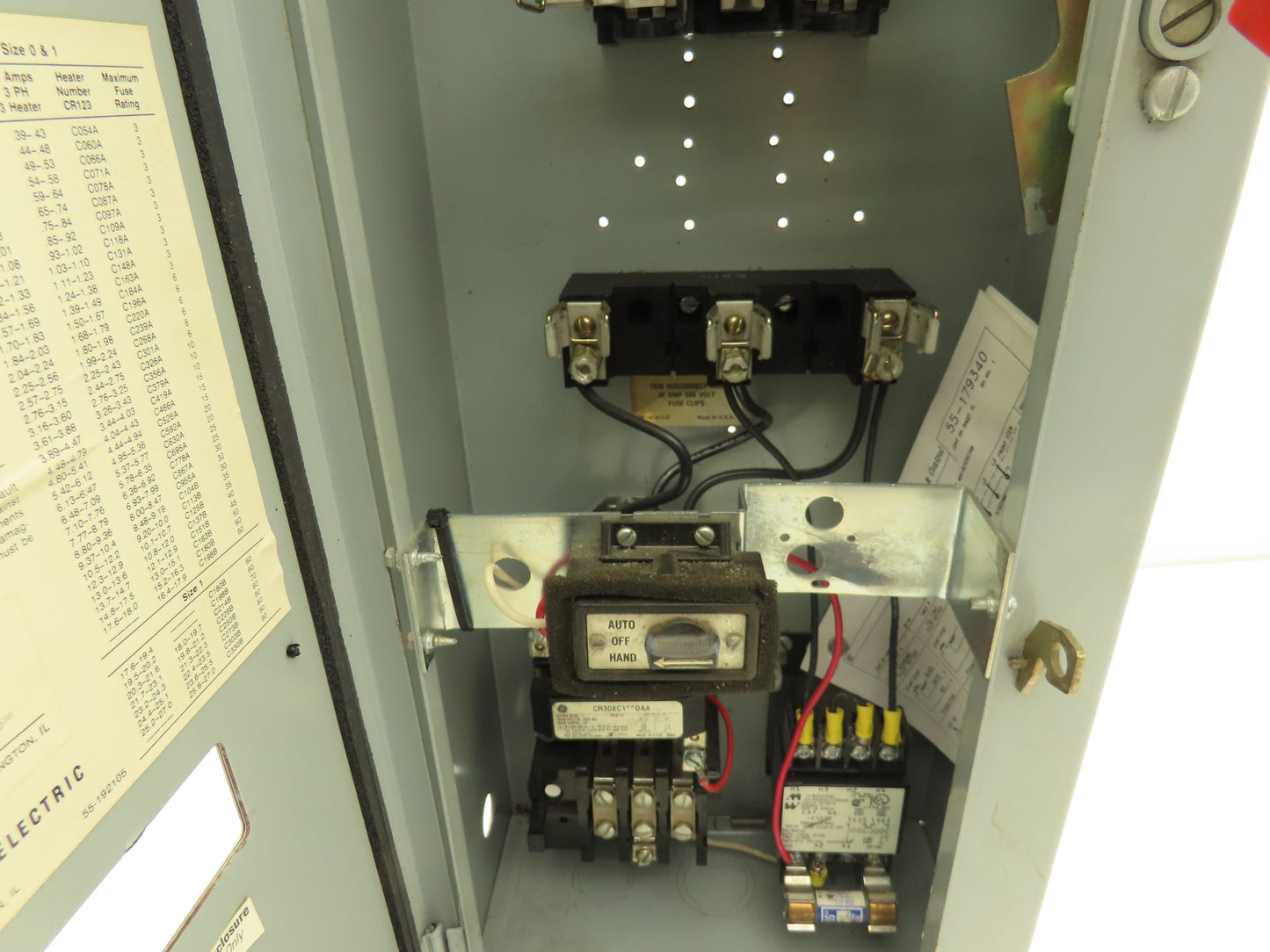 General Electric CR308C1***DAA Combination Motor Starter NEMA 0 & 1 30A 600V