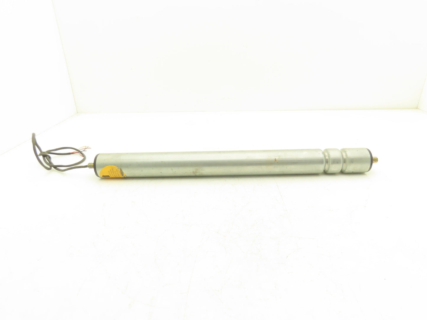 Interroll 29238 RollerDrive 1.9"x20" Motorized Conveyor Roller 24VDC 202fpm 16:1