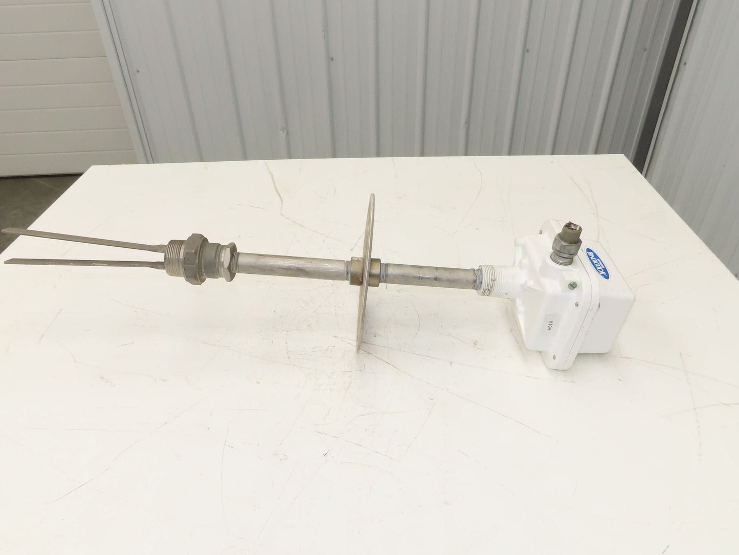 Bindicator LP11A1DA30 Pulse Point Vibrating Fork Level Sensor 18" Probe 8"Flange