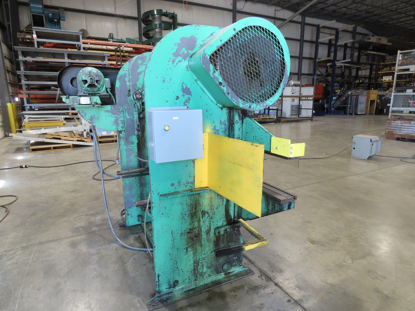 Chicago Mechanical Press Brake 8' Ram 2" Stroke 1.5Hp 460V