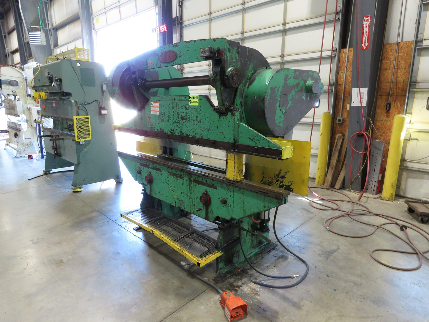Chicago Mechanical Press Brake 8' Ram 2" Stroke 1.5Hp 460V