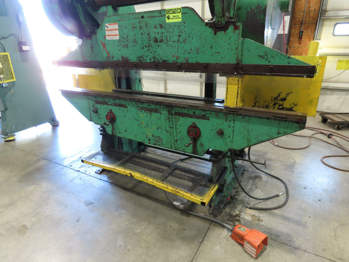 Chicago Mechanical Press Brake 8' Ram 2" Stroke 1.5Hp 460V