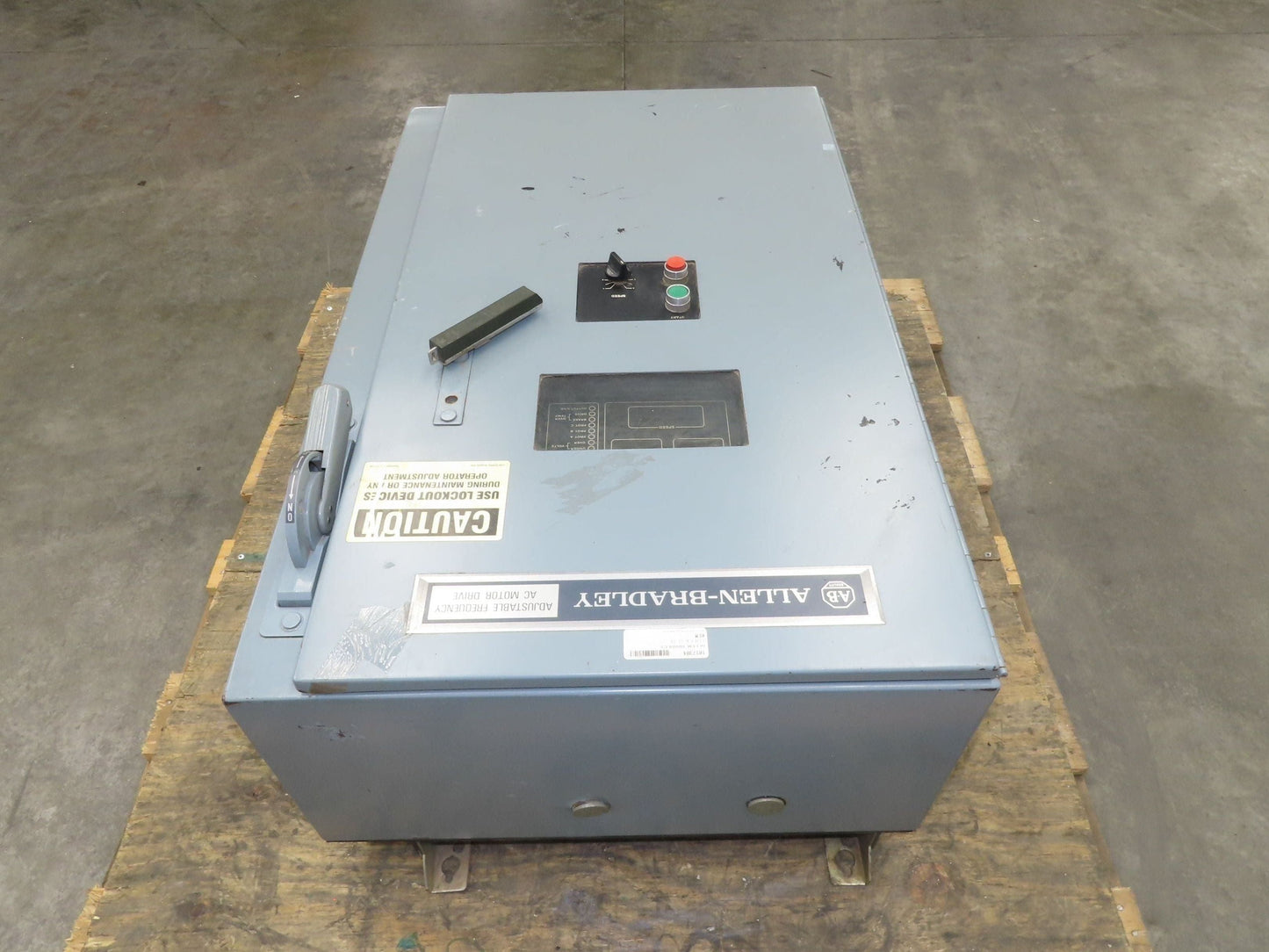 Allen Bradley 1334-FJB VFD Adjustable Frequency Drive 15Hp 460V 21A 3Ph Reman