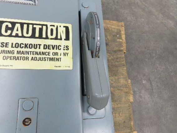 Allen Bradley 1334-FJB VFD Adjustable Frequency Drive 15Hp 460V 21A 3Ph Reman