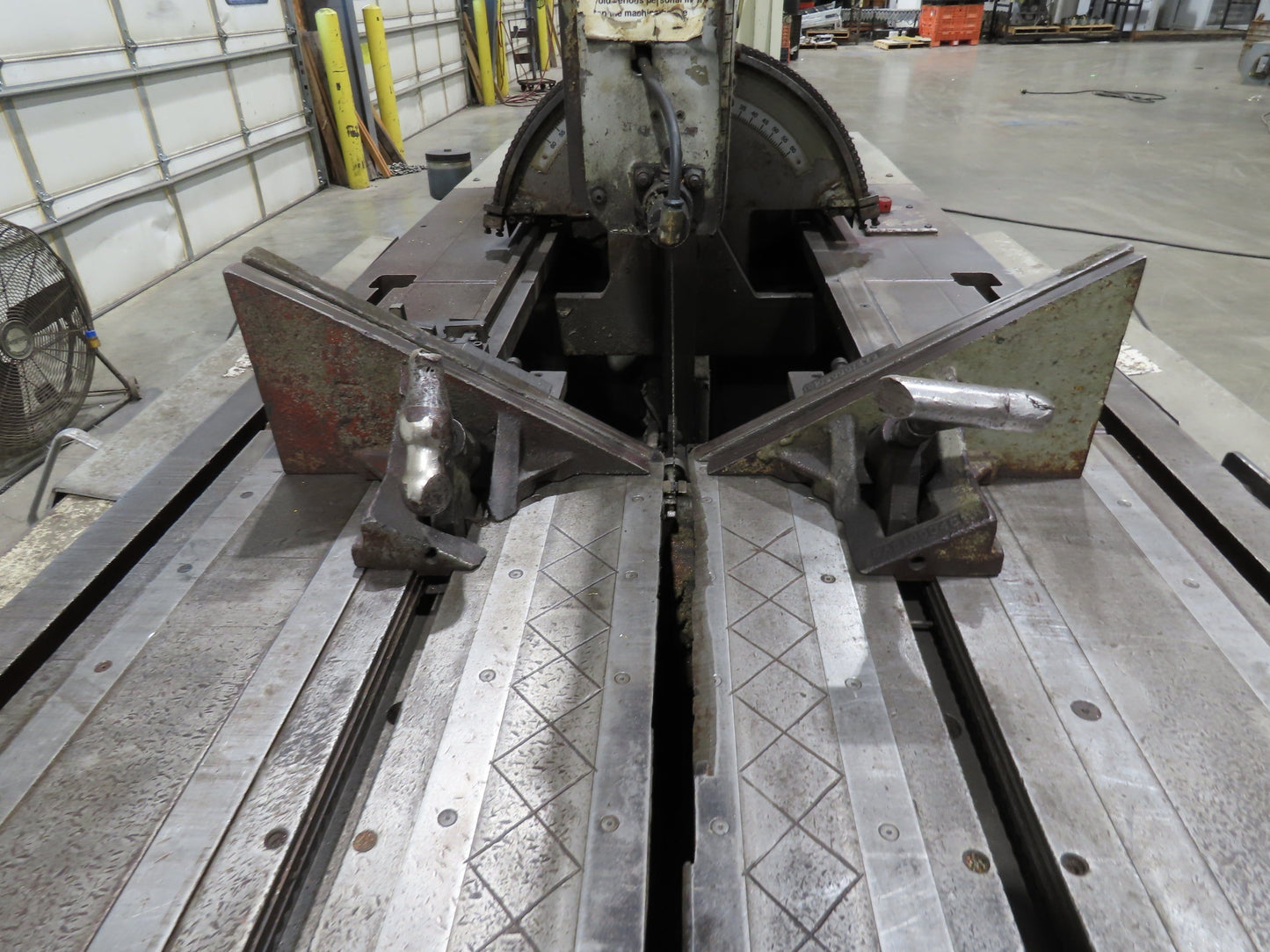 Marvel Series 8 Mark III 18"x 22" Vertical Tilt-Frame Band Saw
