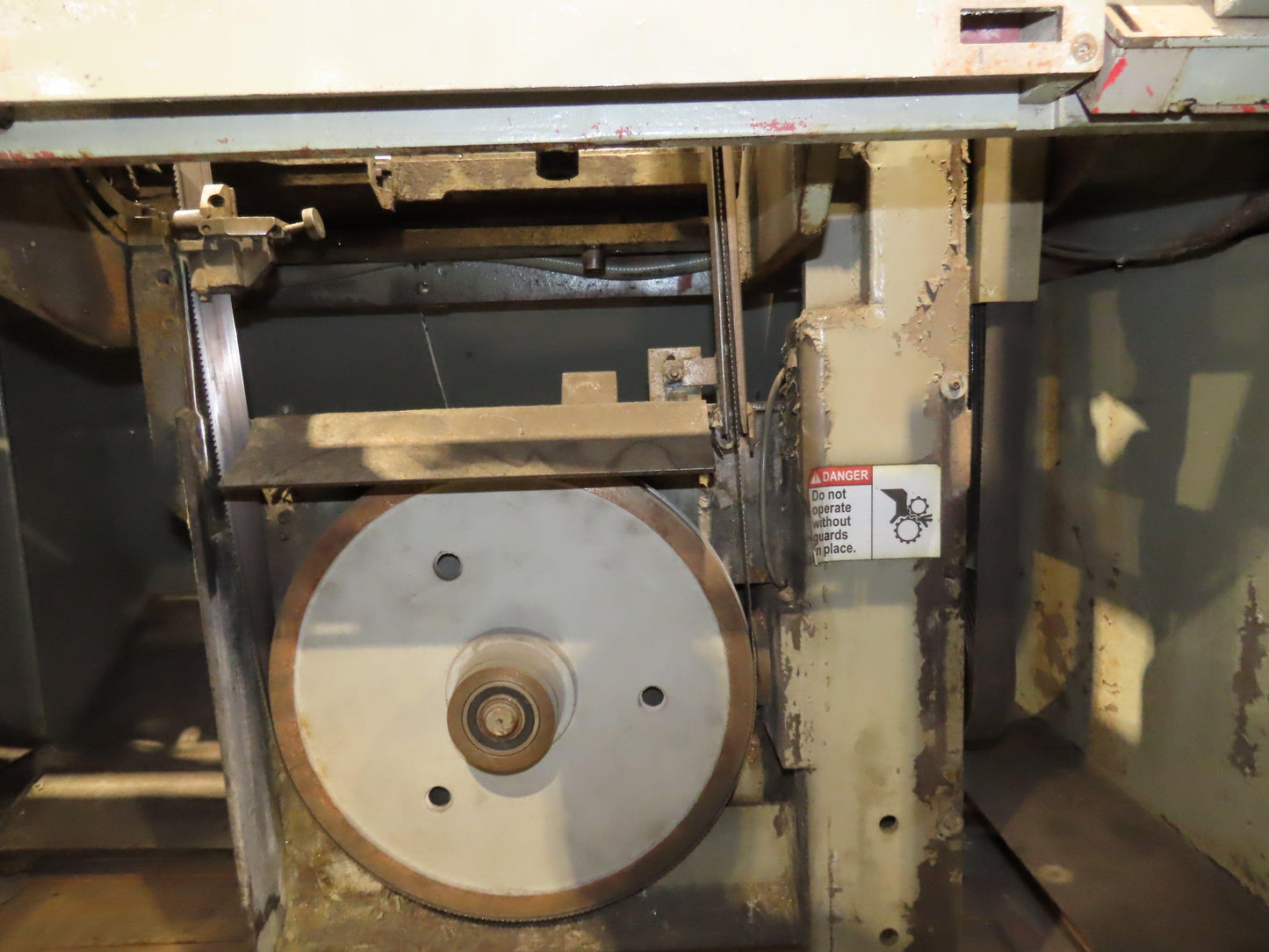 Marvel Series 8 Mark III 18"x 22" Vertical Tilt-Frame Band Saw