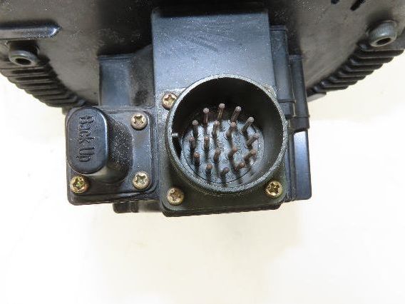 Yaskawa SGMDH-45A2B-YR15 AC Servo Motor 200V 1500rpm - Encoder UTSAE-B17BBF