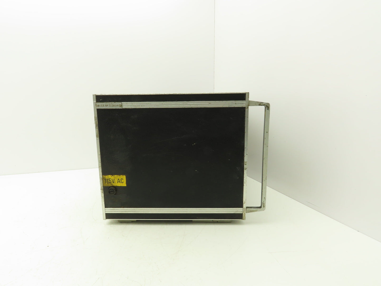 JL JL0504 Chassis Book Gluing PLC