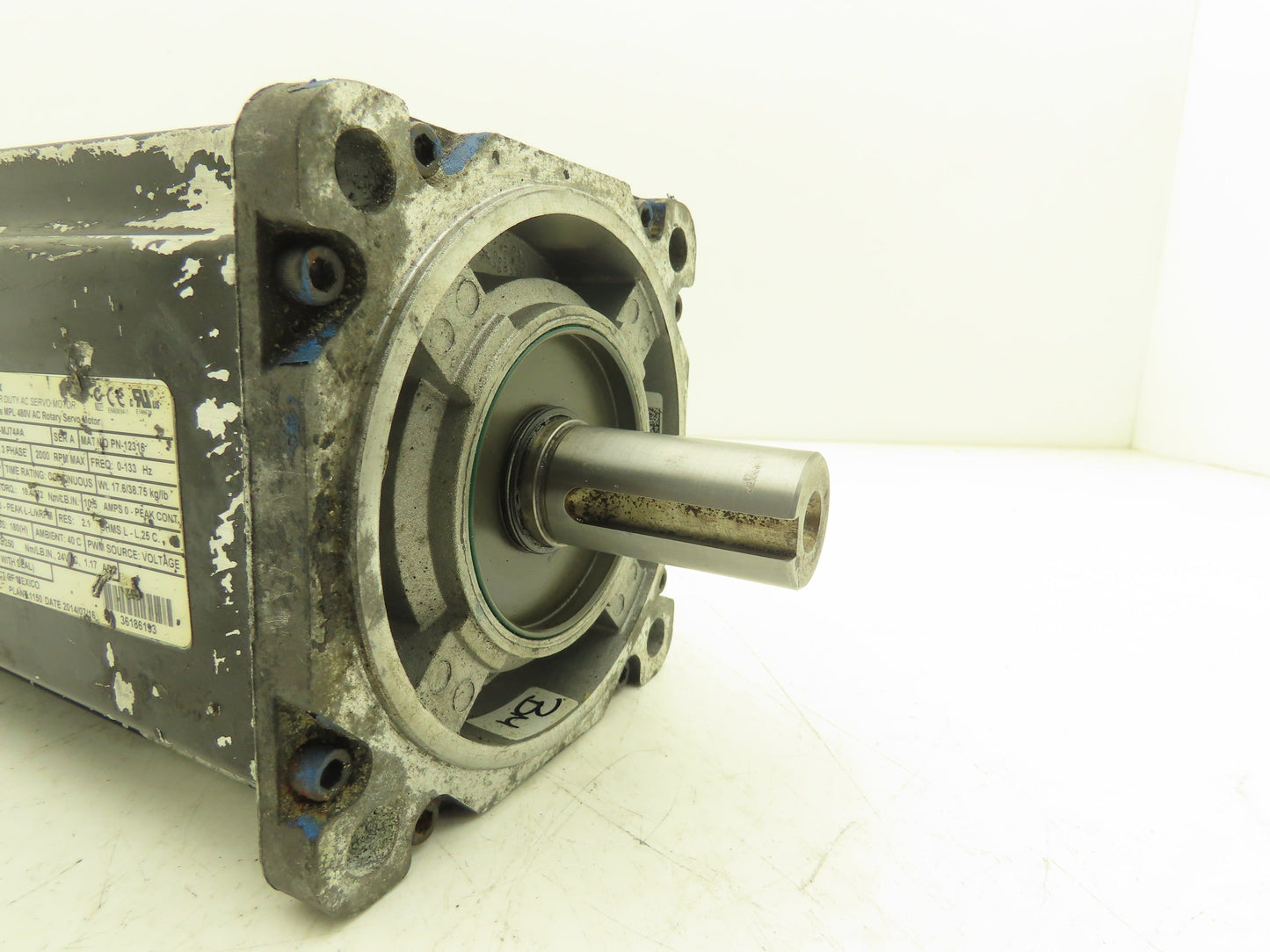 Allen Bradley MPL-B540D-MJ74AA Kinetix AC Servo Motor 4.67Hp 2000 RPM 460V 3PH
