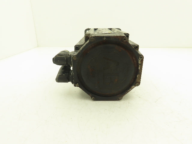 Allen Bradley MPL-B540D-MJ74AA Kinetix AC Servo Motor 4.67Hp 2000 RPM 460V 3PH