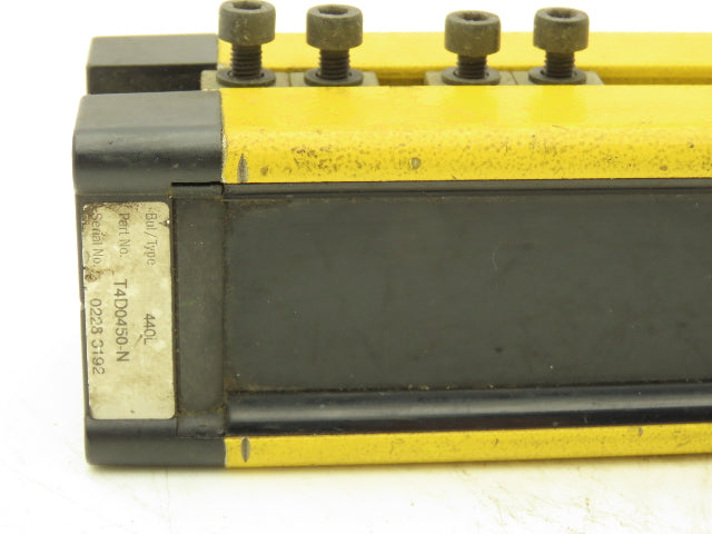 Allen Bradley 440L-T4D0450-N Light Curtain Transmitter Guardmaster POC-30