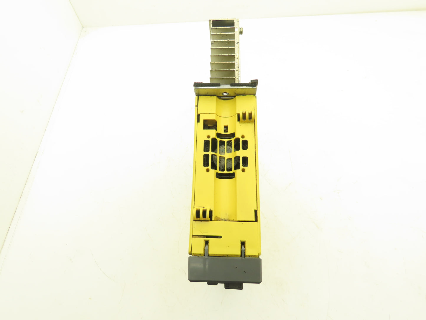 Fanuc A06B-6117-H105 Servo Drive Amplifier 5.5kW 240v 19A