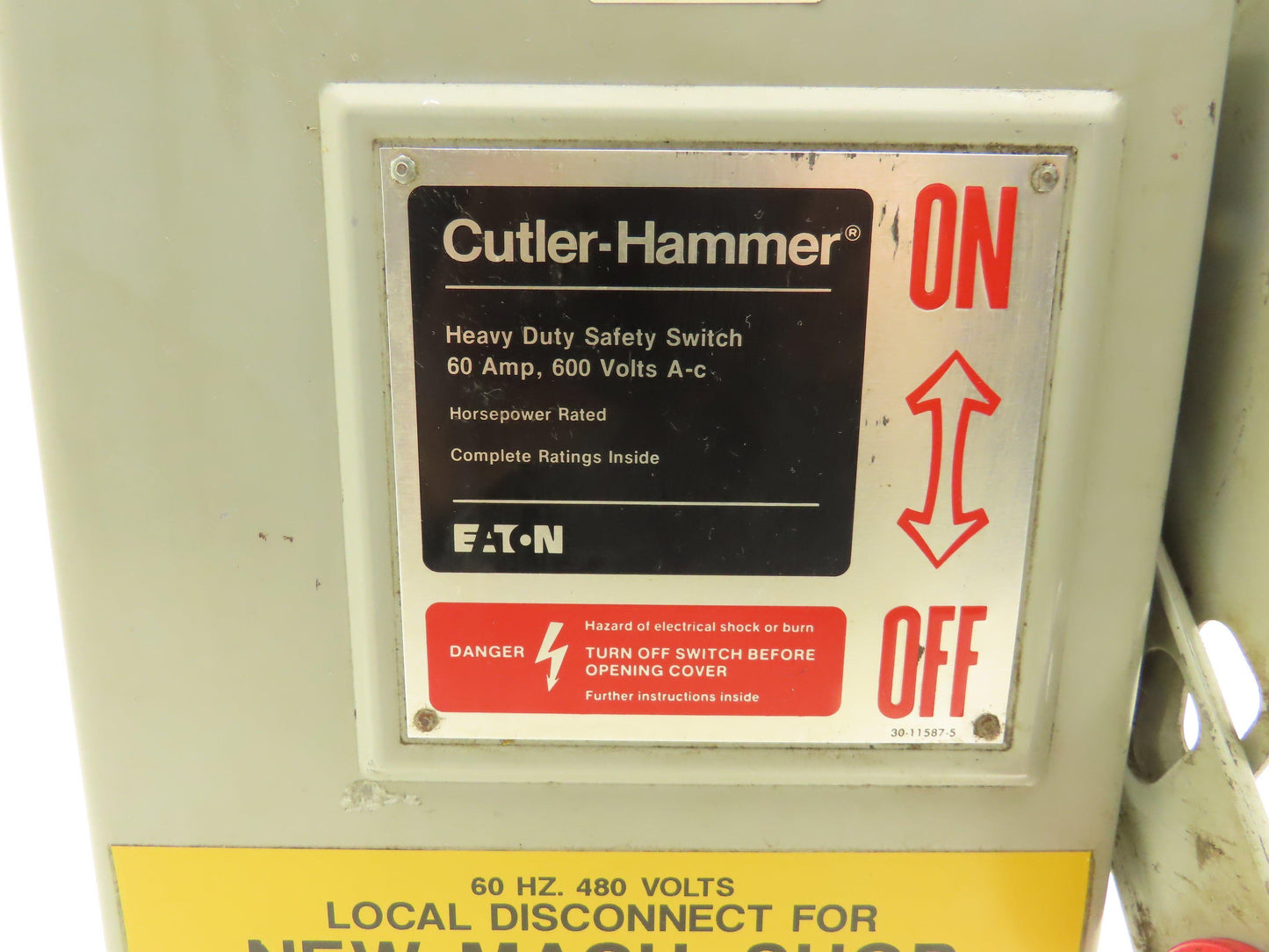 Cutler Hammer DH362FDK Eaton Safety Disconnect Switch 60A 600V Non-Fusible