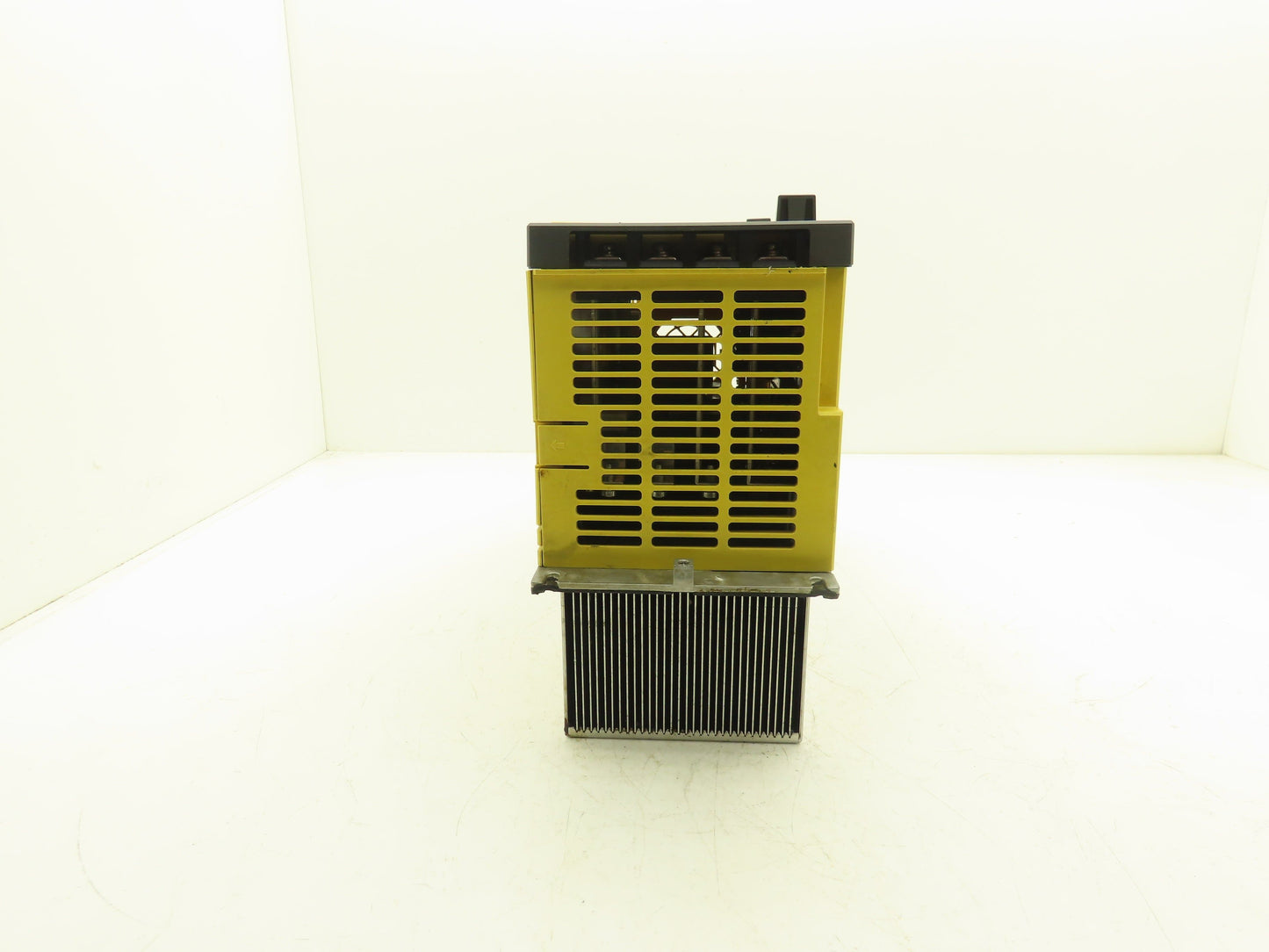 Fanuc A06B-6110-H030-R Power Supply 200-240VAC 127A Input 283-339VDC 35kW Output