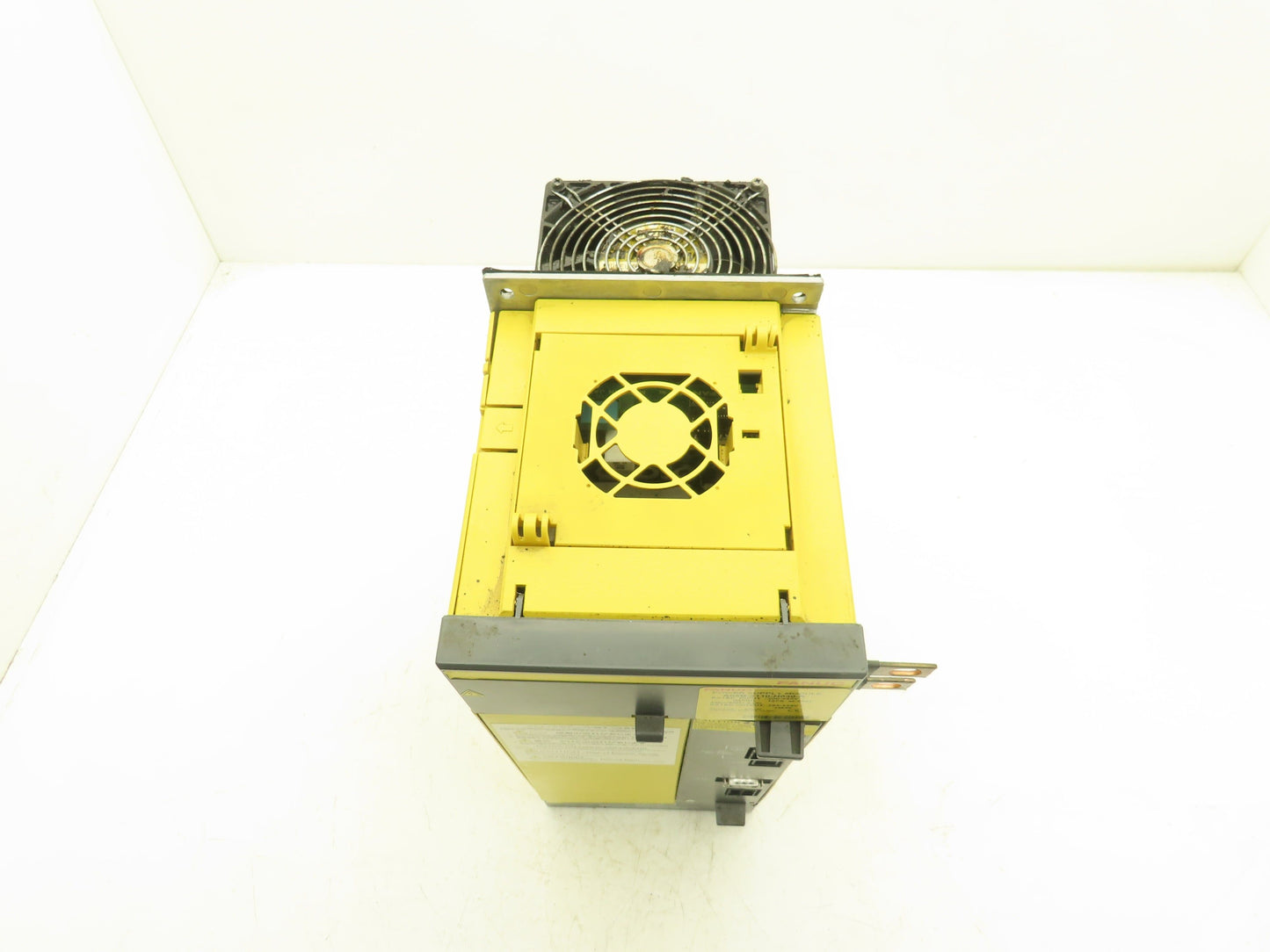 Fanuc A06B-6110-H030-R Power Supply 200-240VAC 127A Input 283-339VDC 35kW Output