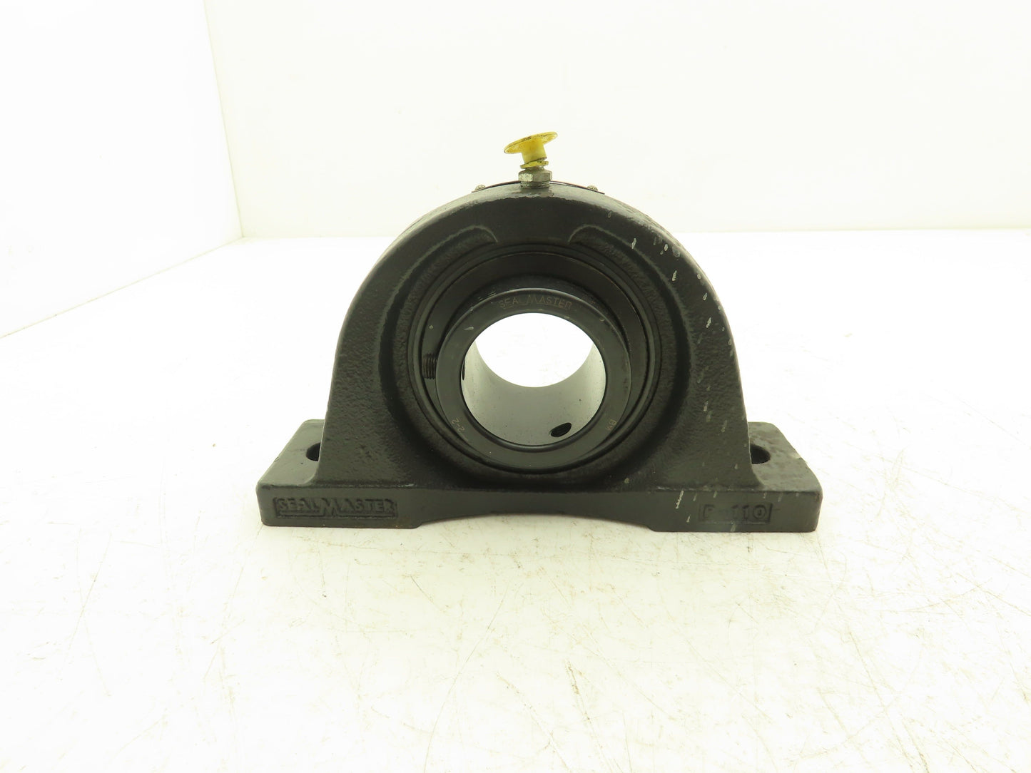SealMaster NP-32 Pillow Block Bearing 2" Bore 2-Bolt