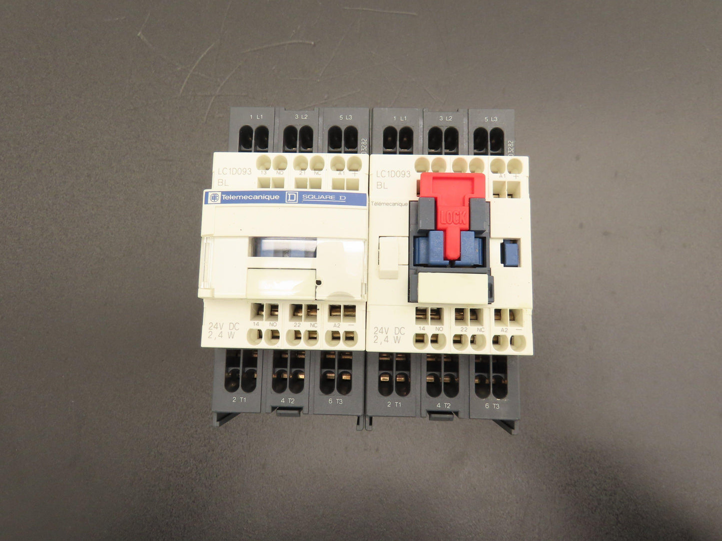 Schneider Electric LC2D093BL Reversing Contactor 3-Pole 5Hp 460V 3PH 24VDC Coil