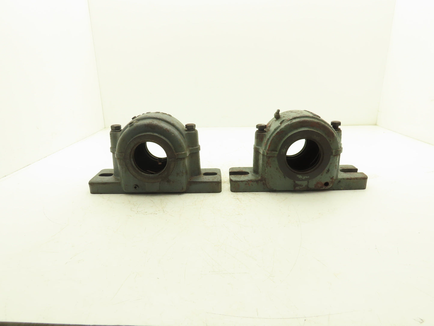 SKF SAF 515 Split Pillow Block Bearing 4-Bolt Housing Base Lot of 2 *NO INSERT