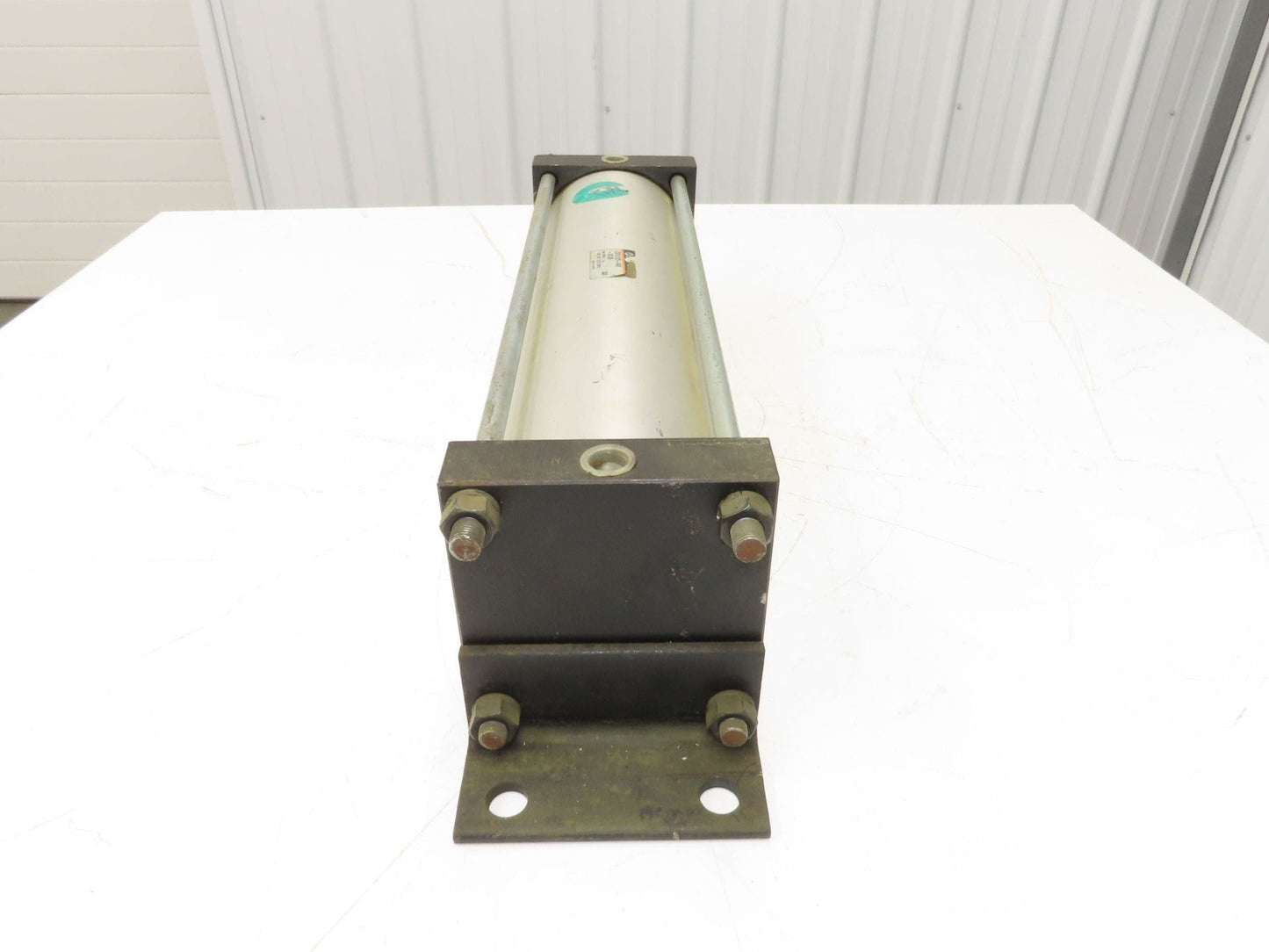 SMC CS1L125-440-XC18 Pneumatic Air Cylinder 125mm Bore 440mm Stroke Foot Mount