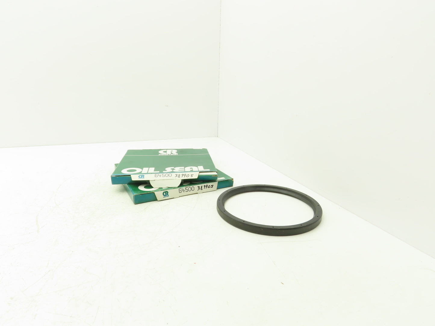CR Industries 64500 Radial Oil Seal Lot of 2