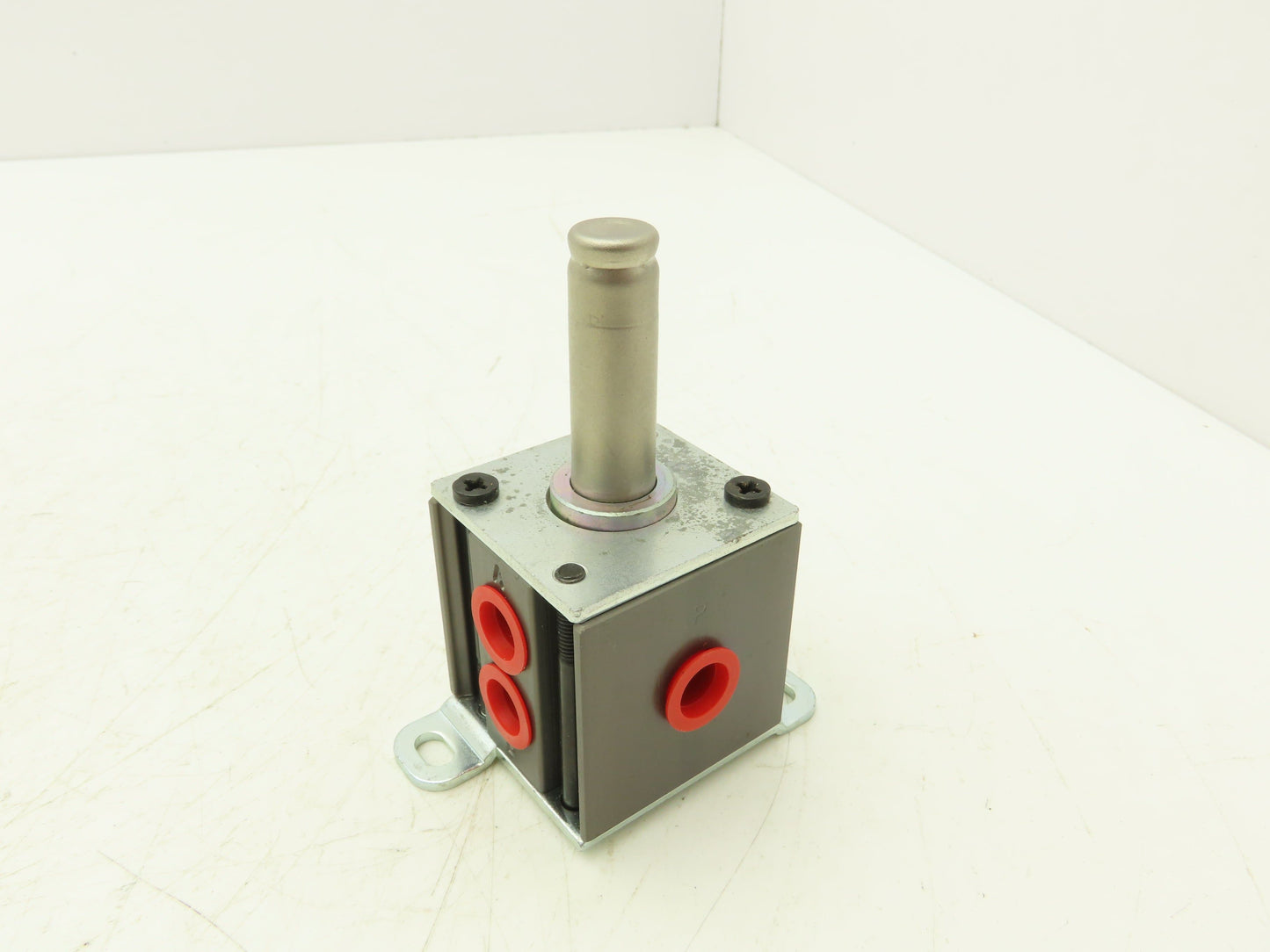Asco Redhat 8340G001 Valve Body Only Solenoid Valve No Coil 1/4"NPT 302751