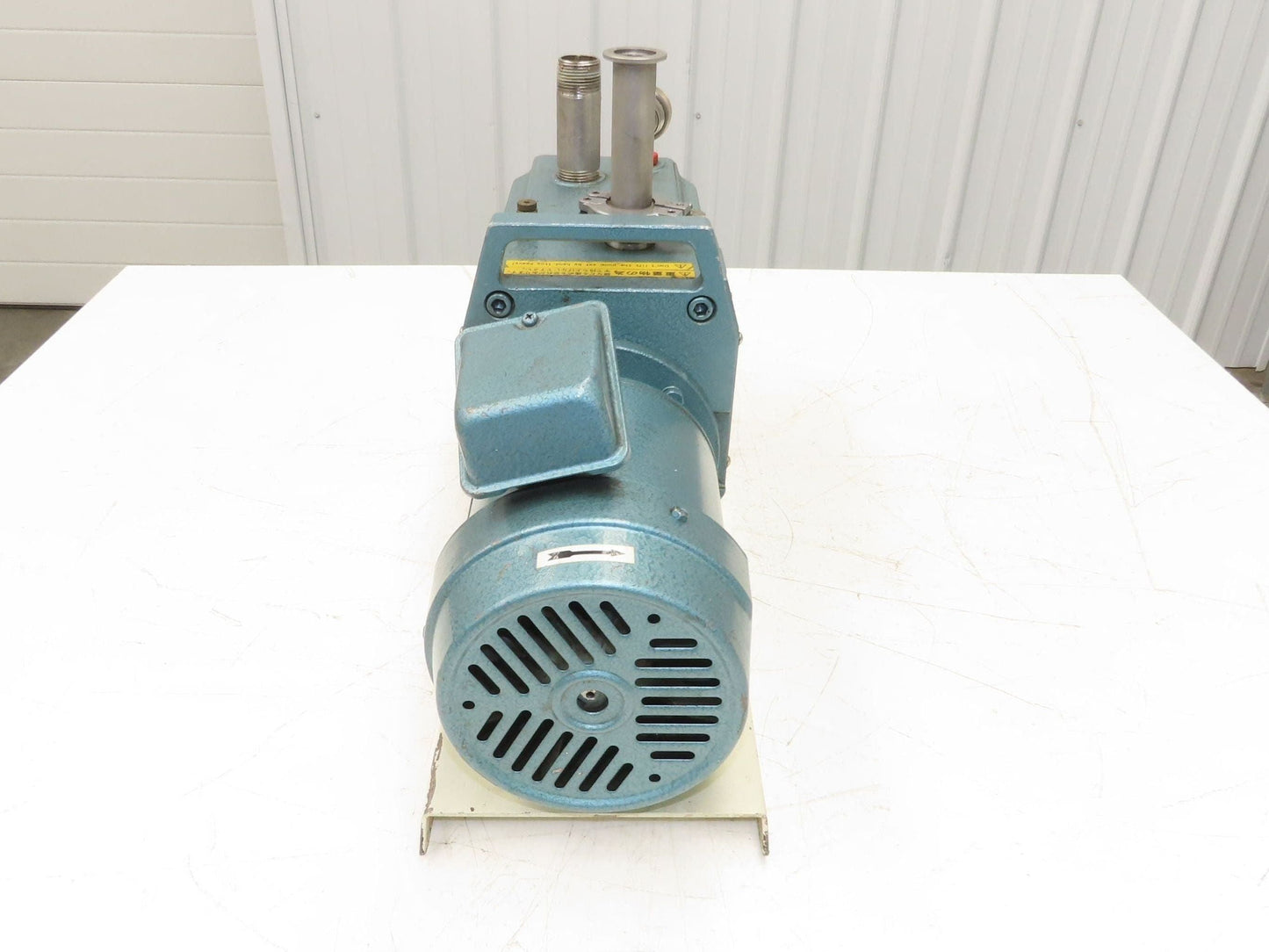 Tokuda DRP-360II Rotary Vane Vacuum Pump 360L/Min 1Hp 220V 3PH 6.7 x 10-2 Pa