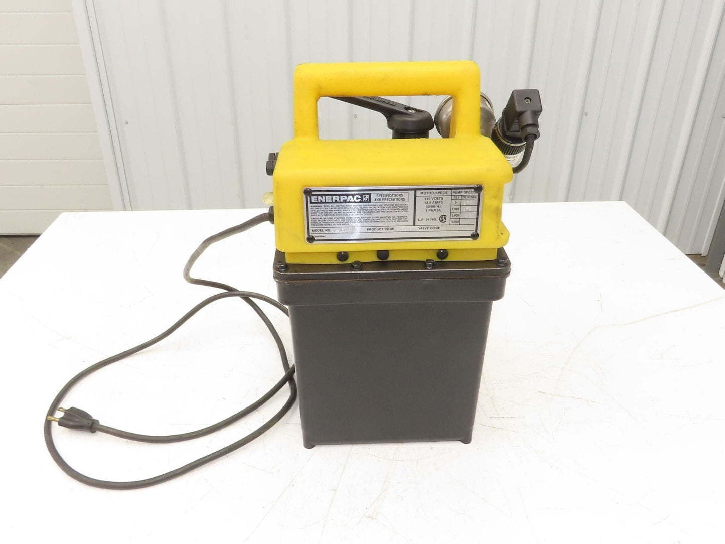 Enerpac WES1201B Submerged Hydraulic Pump 3/2 Valve 10000psi 115V 1PH