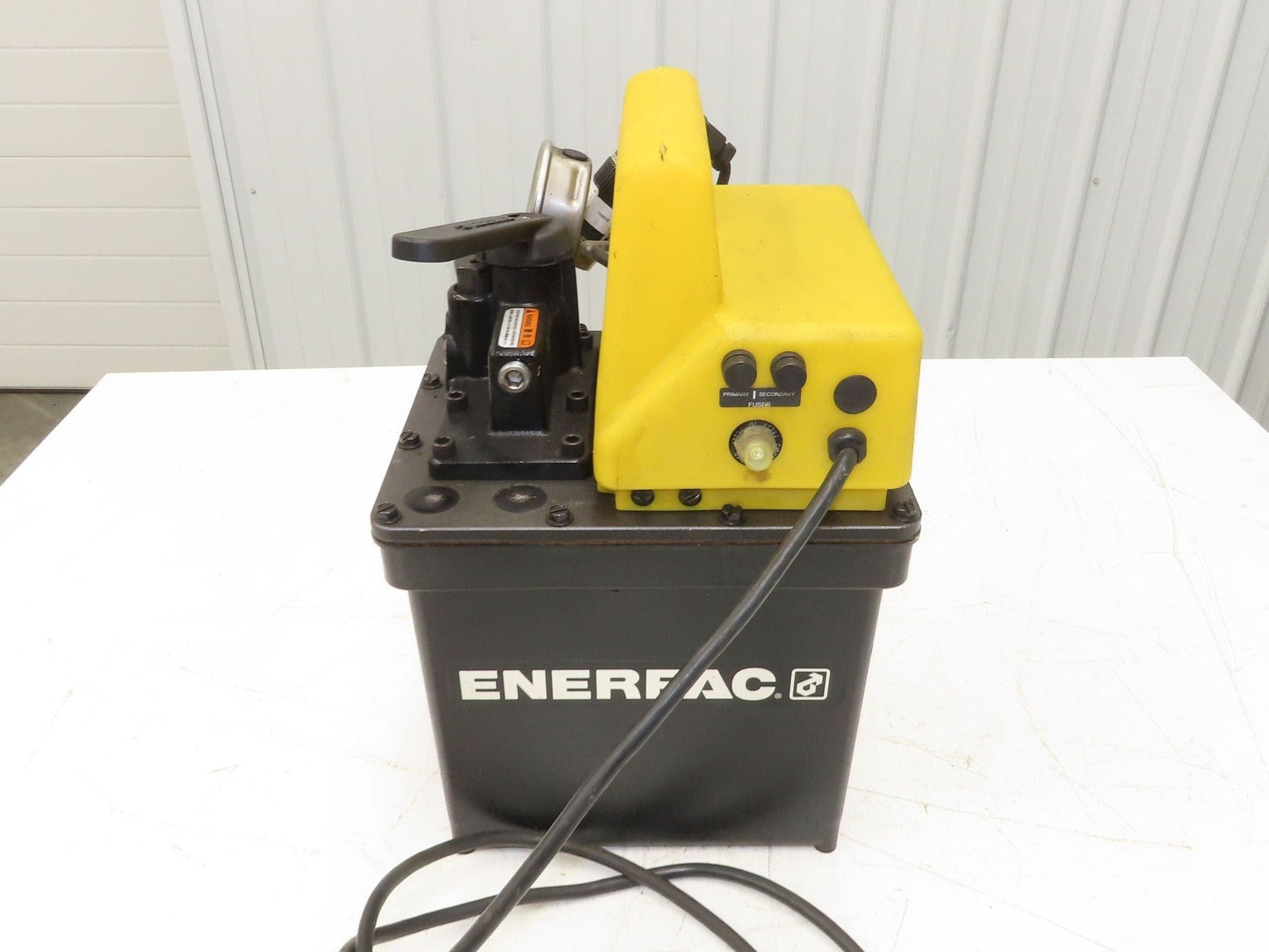 Enerpac WES1201B Submerged Hydraulic Pump 3/2 Valve 10000psi 115V 1PH