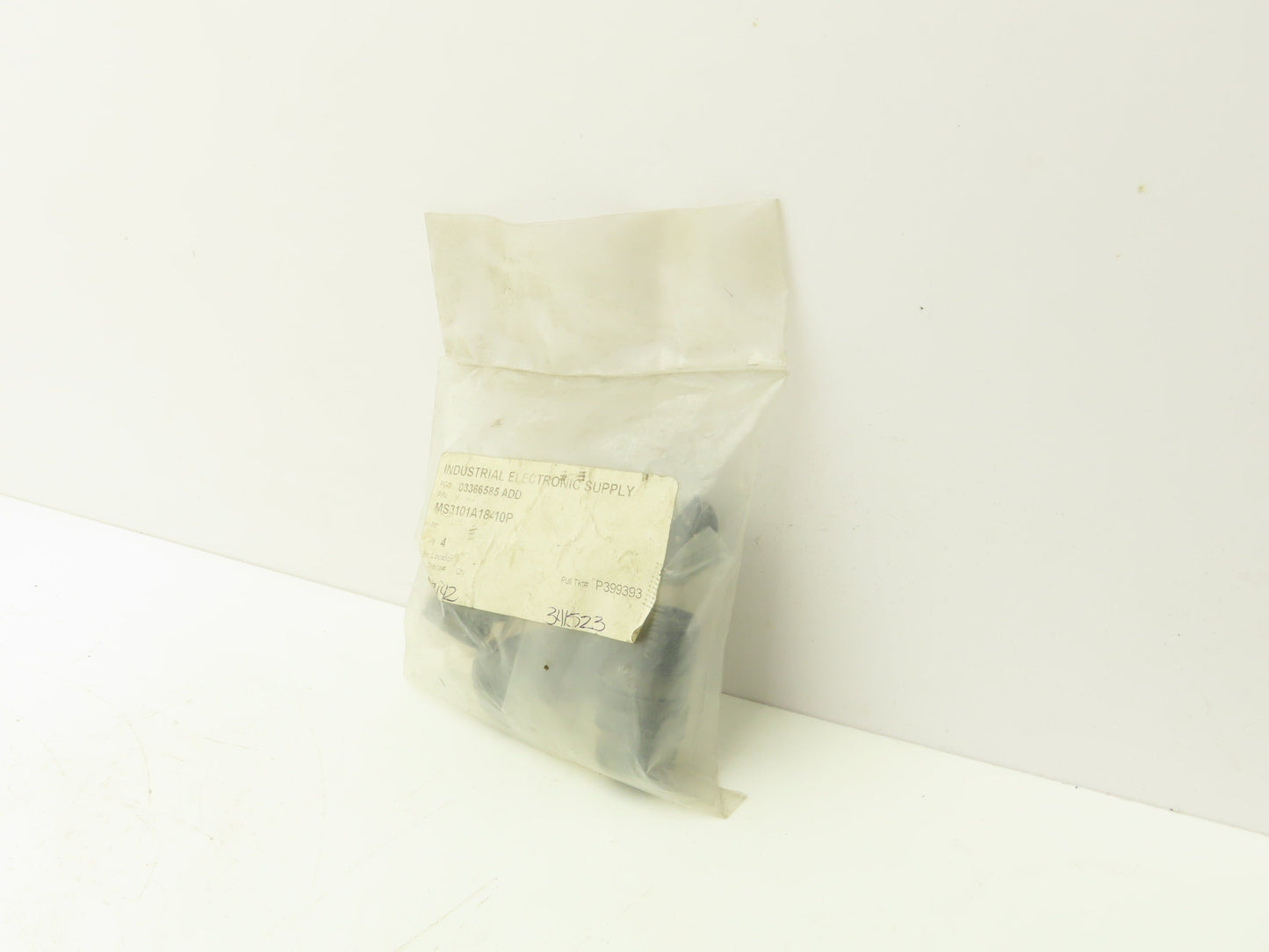 Amphenol Industrial MS3101A18-10P Receptacle Male 10 Pin Threaded Lot of 4