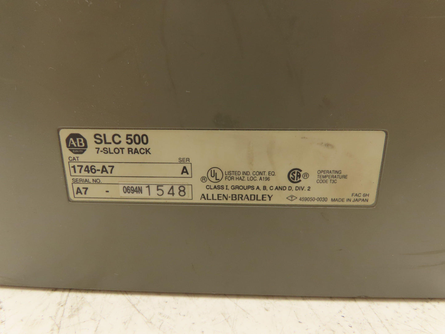 Allen Bradley 1746-A7 Card Rack Chassis 7-Slot SLC-500 Power Supply 1746-P2