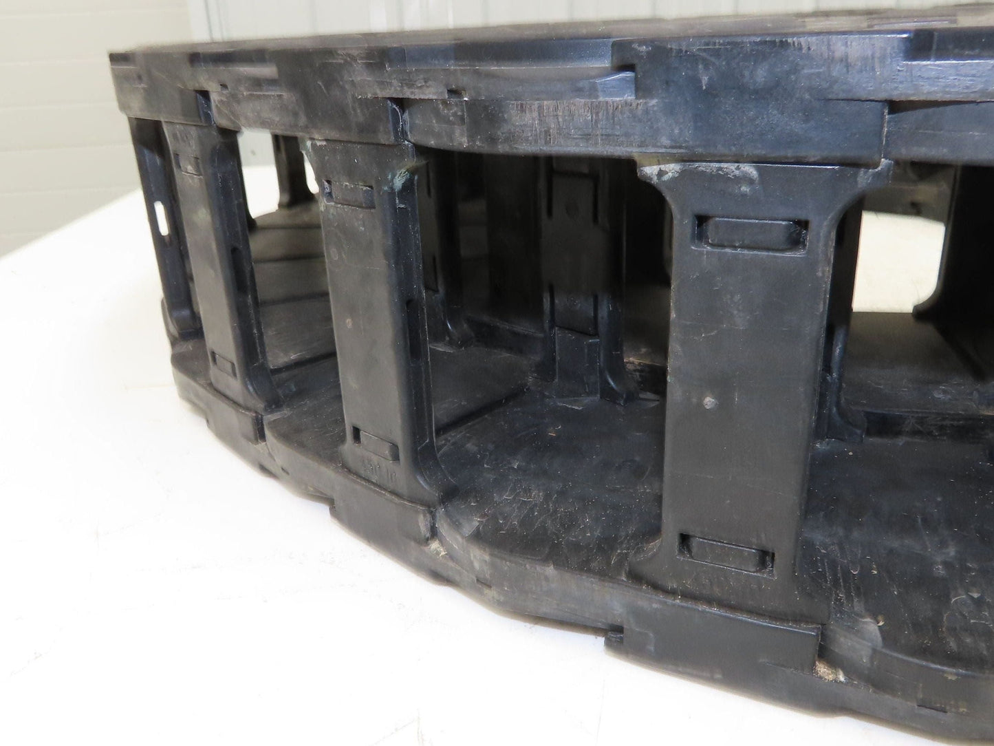 Igus Energy Chain Cable Carrier 3"W x 4"H x 11'10"L 17' Working Length