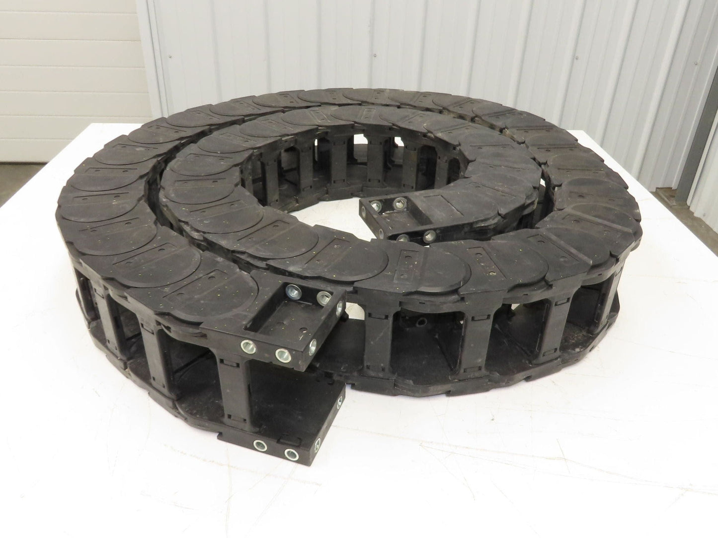 Igus Energy Chain Cable Carrier 3"W x 4"H x 11'10"L 17' Working Length