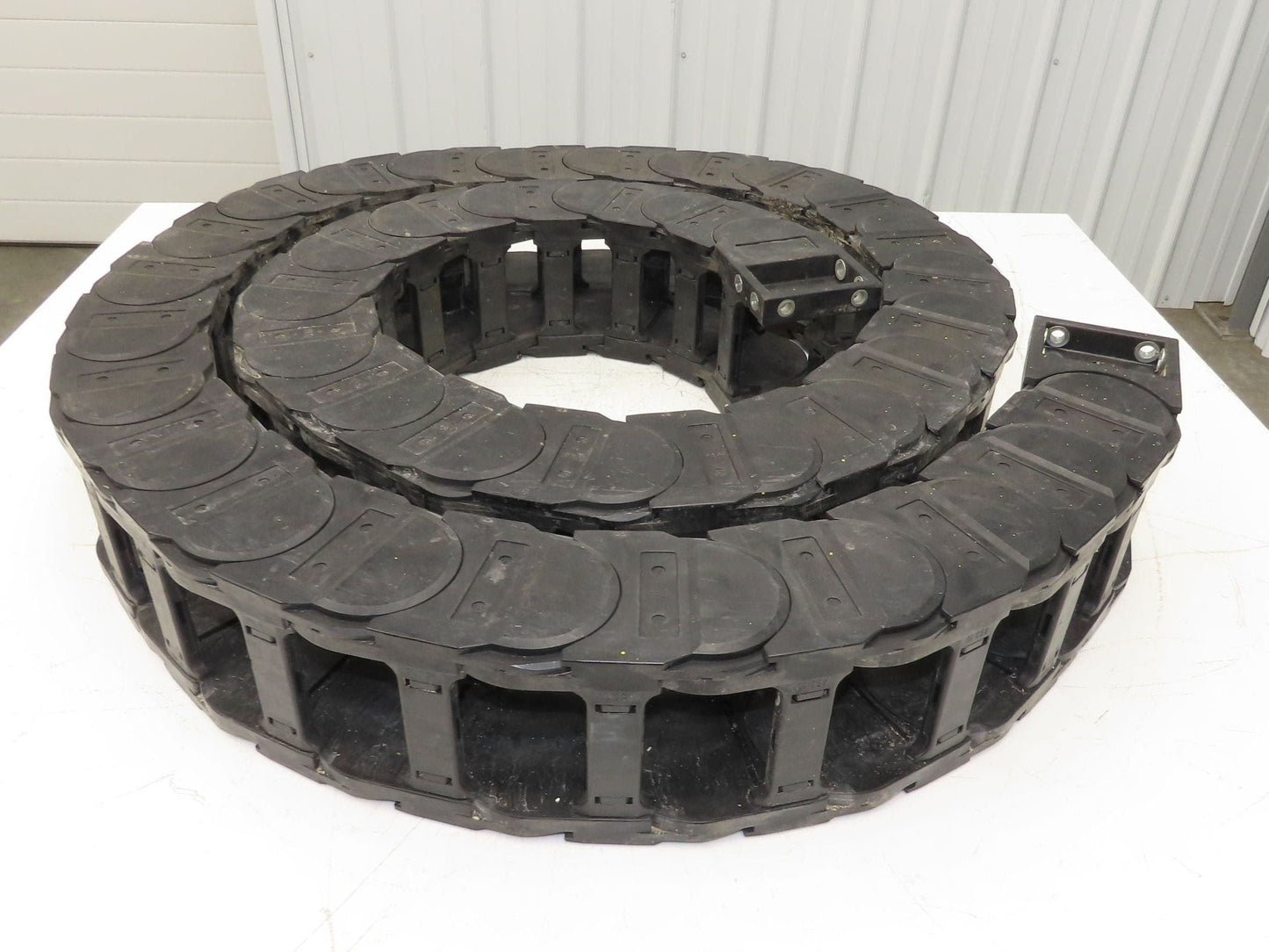 Igus Energy Chain Cable Carrier 3"W x 4"H x 11'10"L 17' Working Length