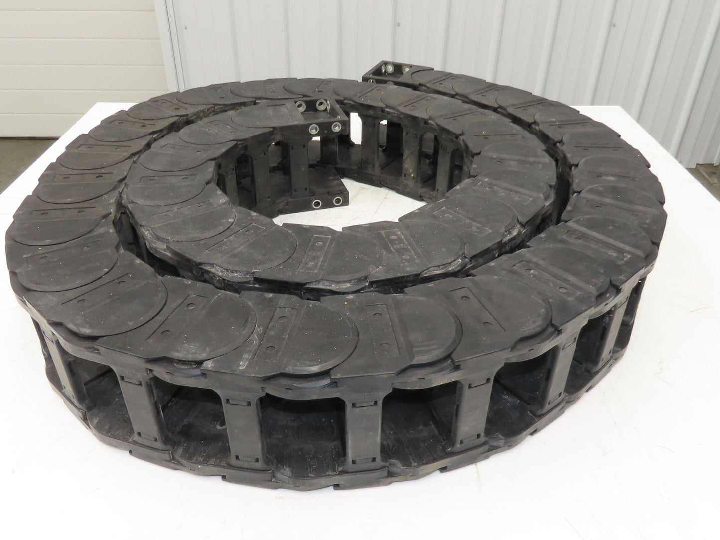 Igus Energy Chain Cable Carrier 3"W x 4"H x 11'10"L 17' Working Length