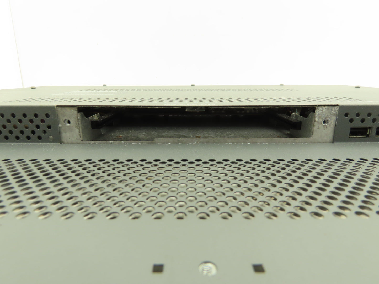 B&R 5AP920.1906-01 Automation Panel 900 19" 24VDC 3.2A REV00 Missing Link Slot