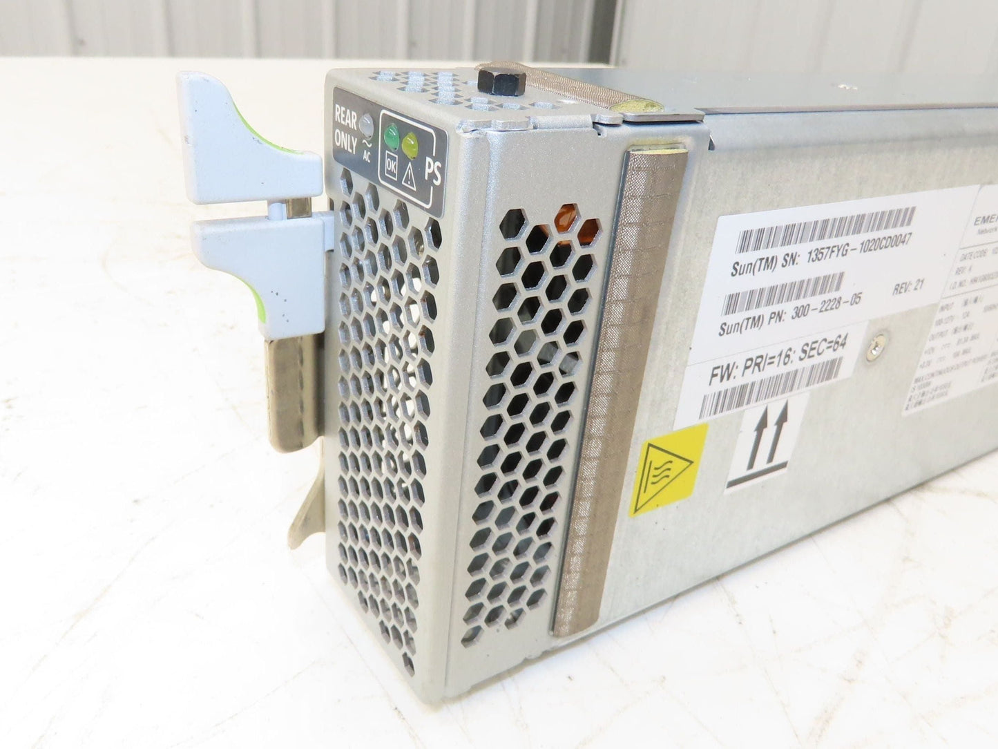 Oracle Sun AA25420L Server Power Supply 1030W @ 120v 2060W @ 240v From X4470