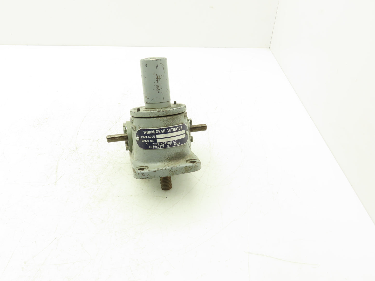 Duff-Norton TM9001-3 Worm Gear Actuator 4" Stroke 1/2" Dual Shafts