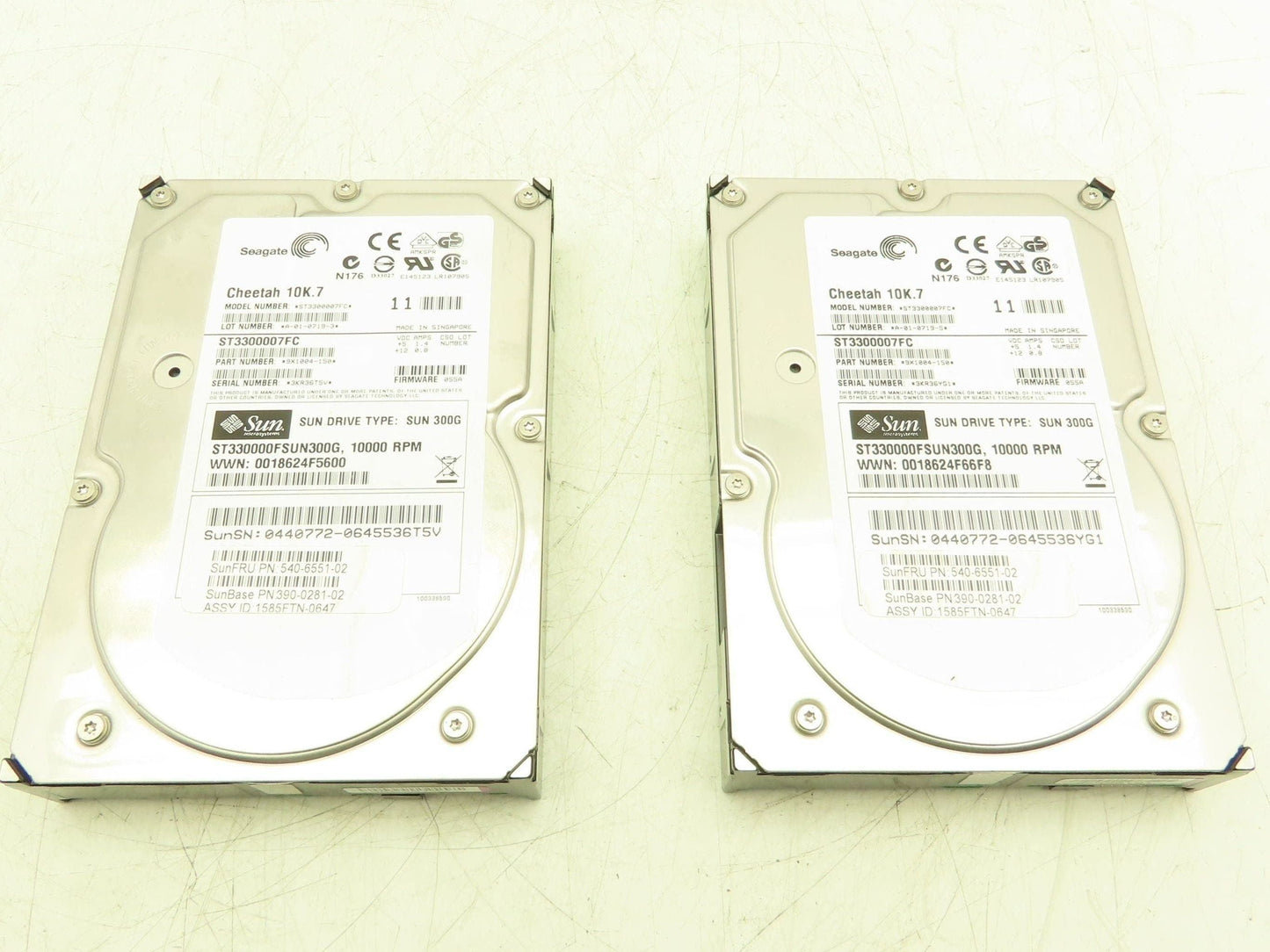 Sun/Seagate Cheetah 10K.7 Hard Drive Fibre Channel 10k rpm 3.5" 300Gb Lot of 2