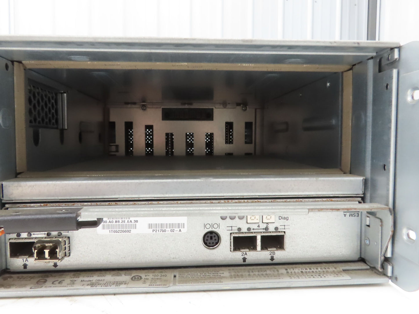 Sun StorageTek CSM200-EU 16-Bay RAID Fibre Channel 3.5" NO HDDs NO PSUs