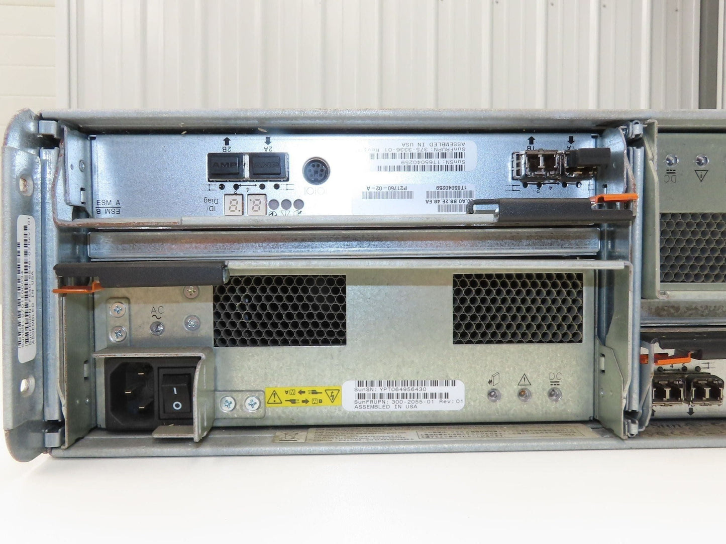 Sun StorageTek 0843 16-Bay RAID Fibre Channel 3.5" NO HDDs