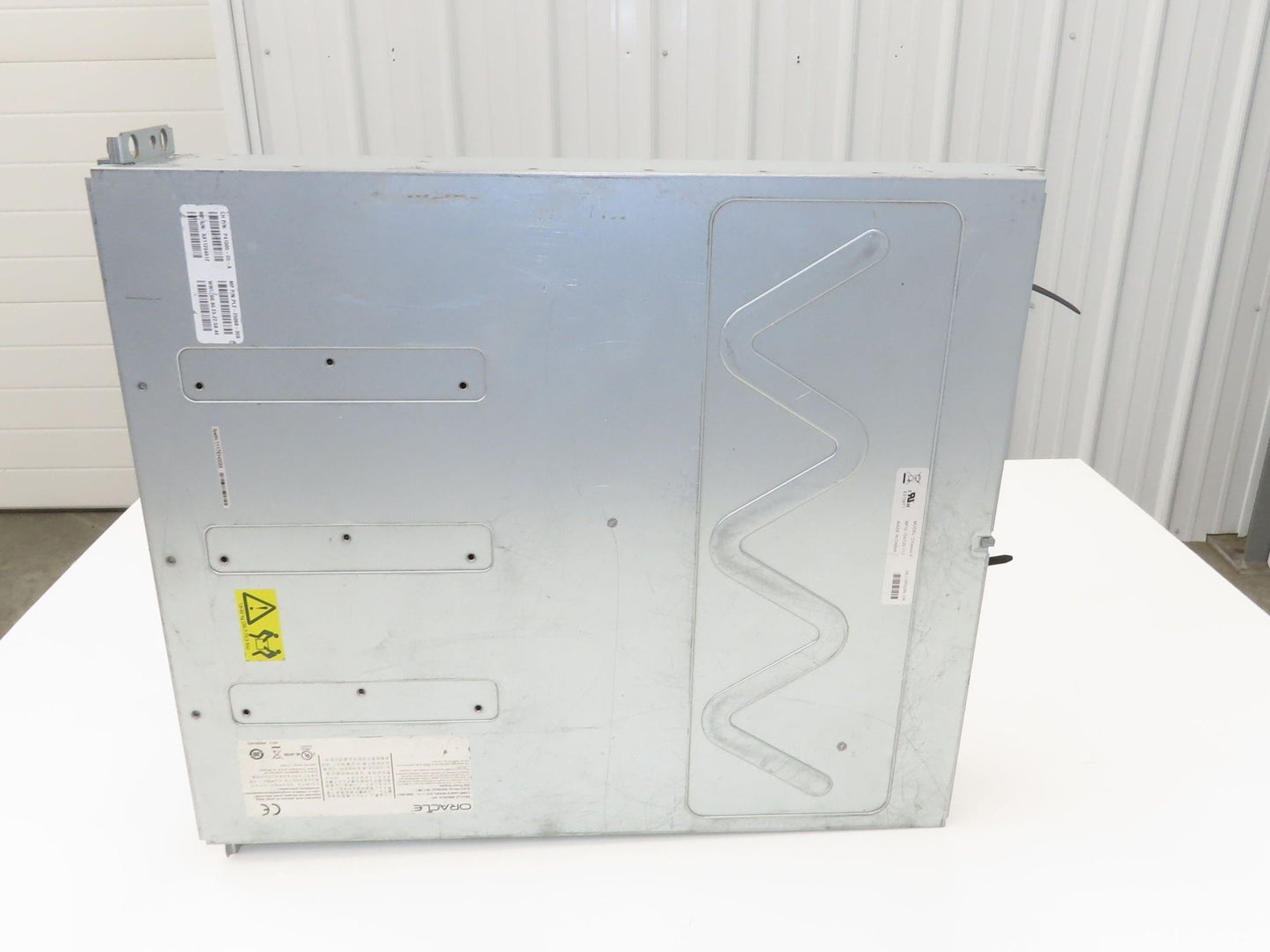 Sun Chassis 100120-113 12-Bay SAS RAID 3.5" NO HDDs