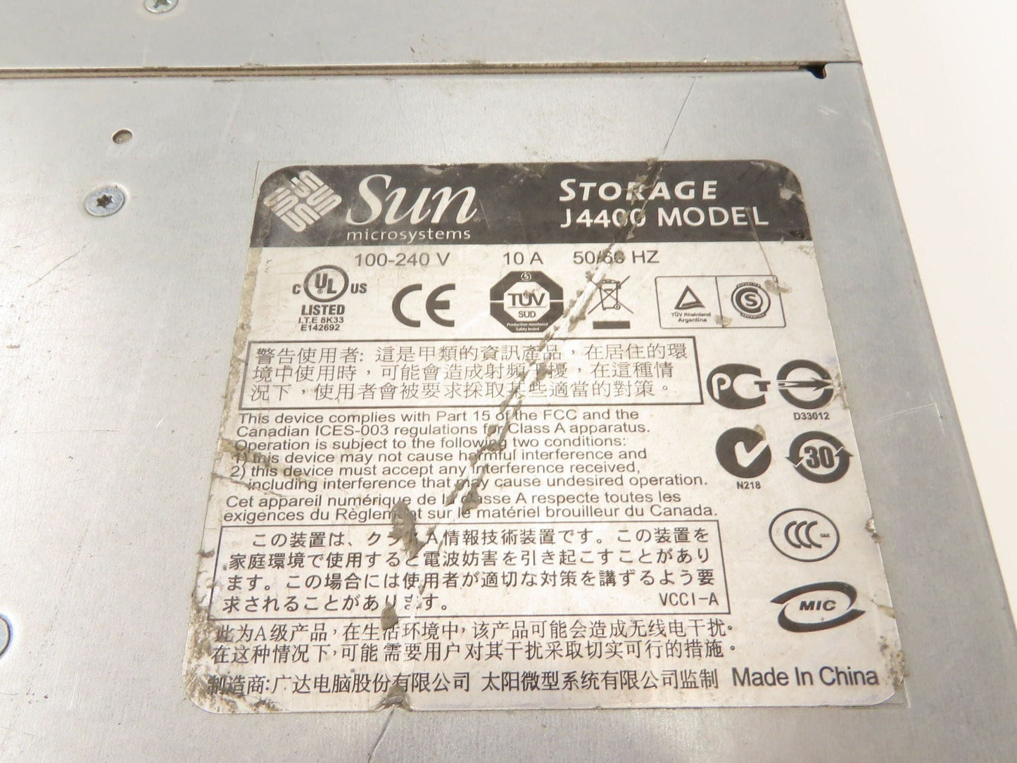 Sun Microsystems J4400 24-Bay 3.5" SAS Storage Unit Rackmount NO HDDs NO CADDIES