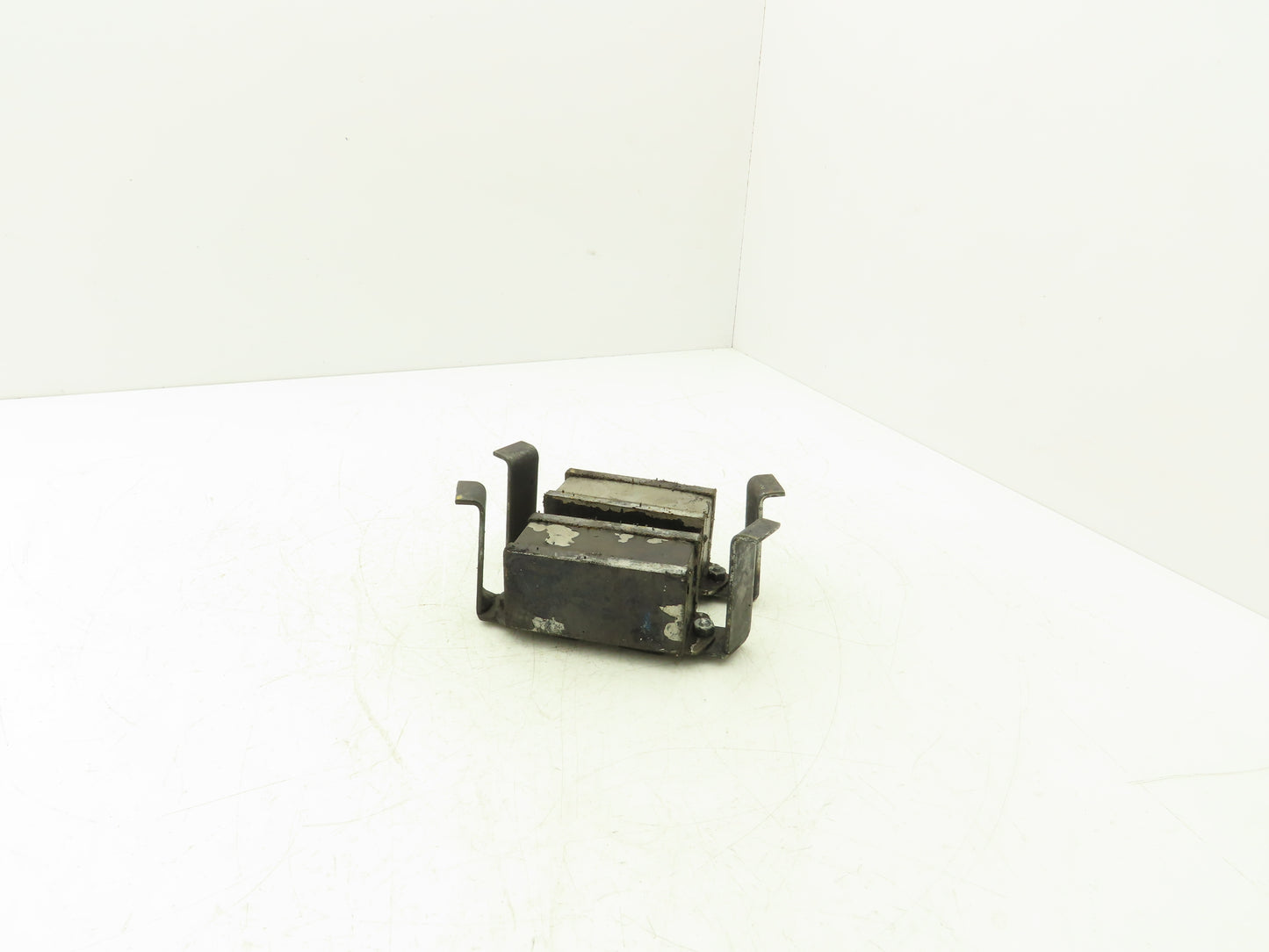Hayward Model 72 Simplex Double Magnet Drop-in Insert for 4"-6" Basket Strainer