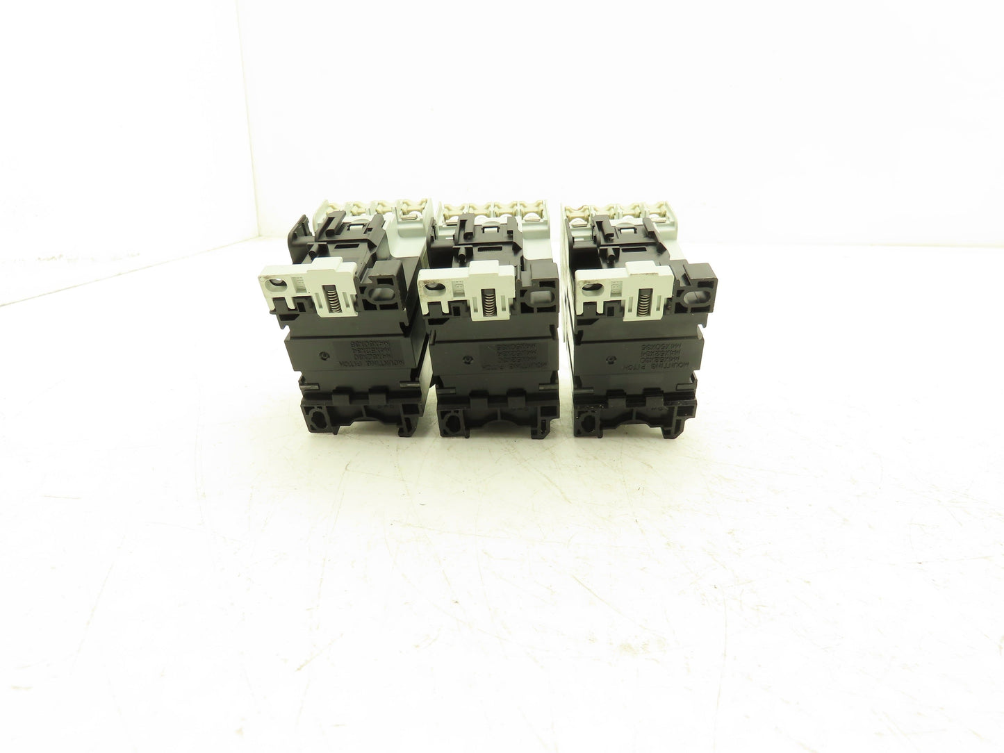 Mitsubishi Electric S-N11 Contactor 7.5Hp 20A 600VAC Lot of 3