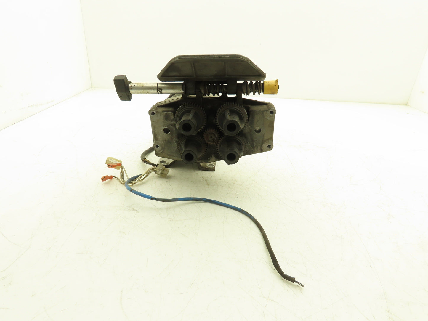 Miller S-62 Wire Motor & Feeder Only For 24V Series 60 Millermatic Single Spool