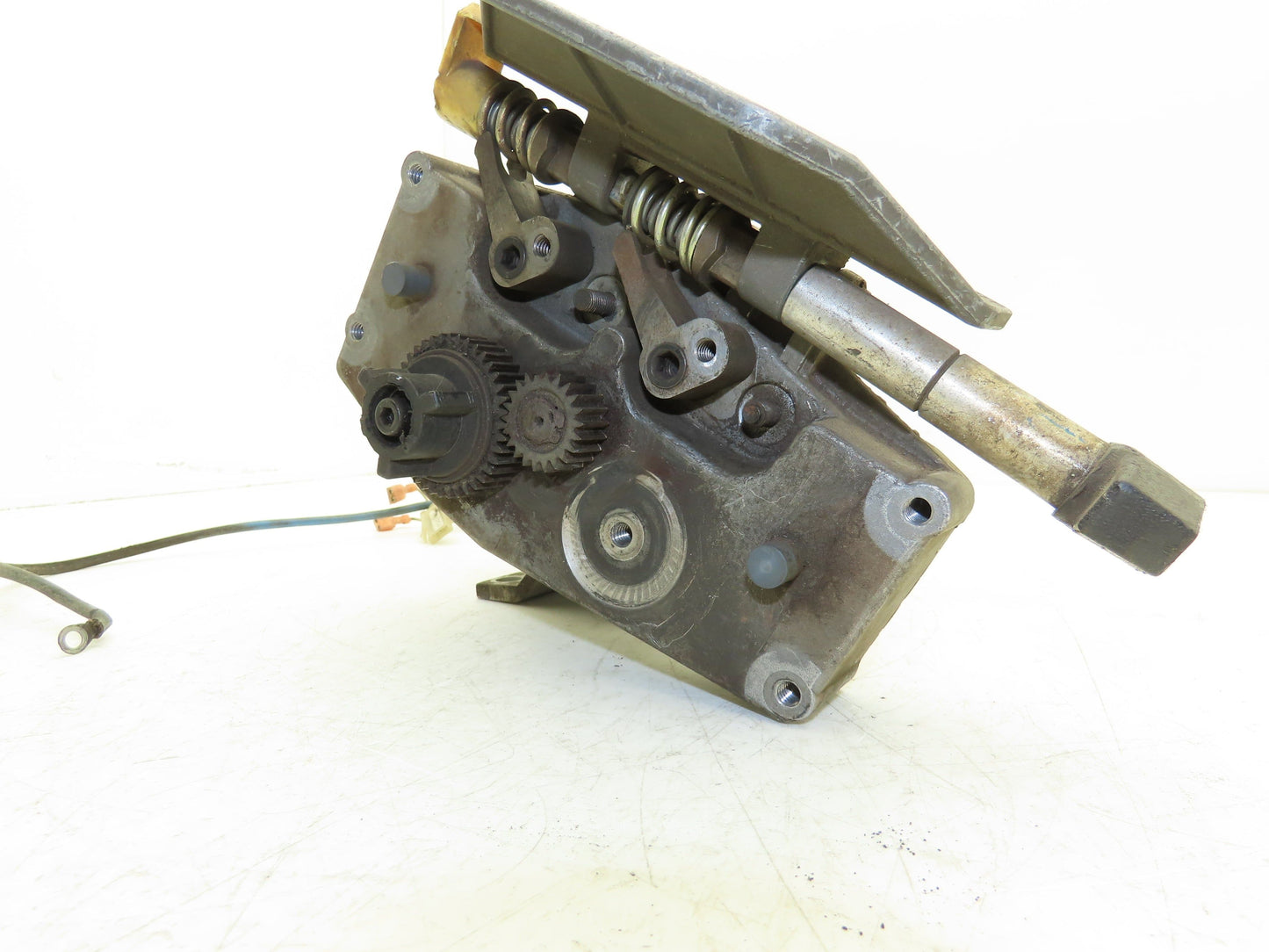 Miller S-62 Wire Motor & Feeder Only For 24V Series 60 Millermatic Single Spool