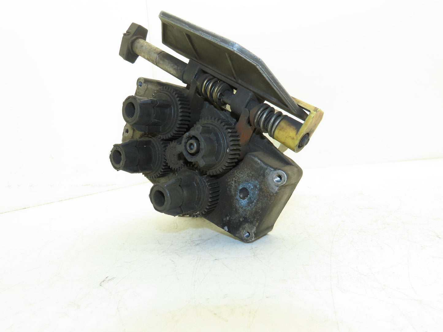 Miller S-62 Wire Motor & Feeder Only For 24V Series 60 Millermatic Single Spool