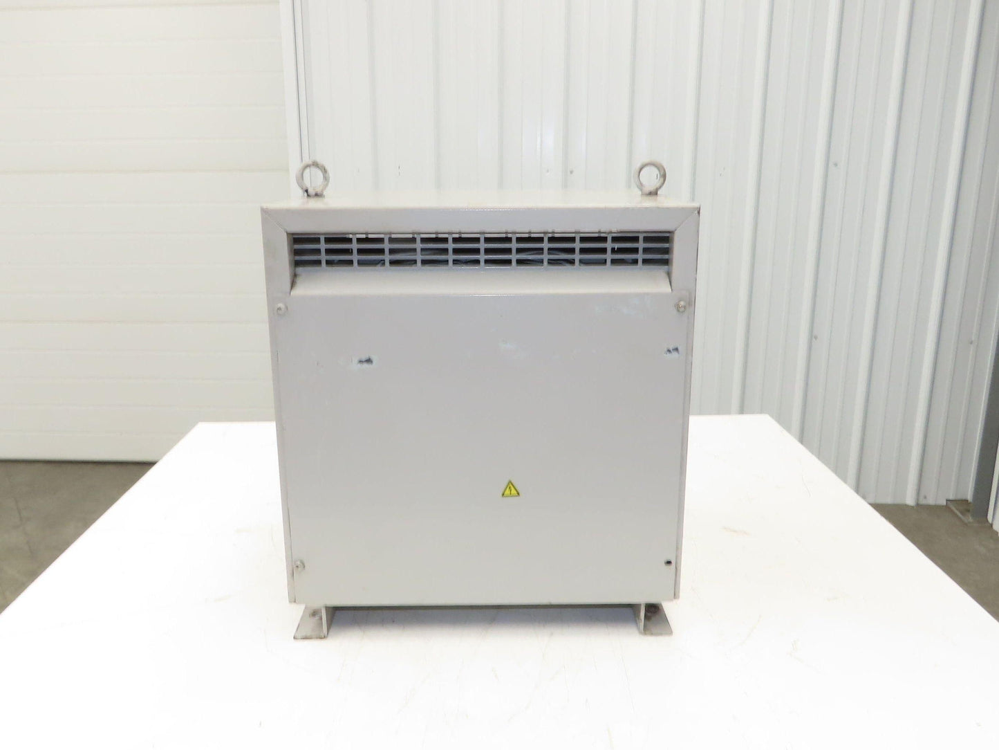 Kawahara TT-10KL Stepdown Transformer 10KVA 460/440/415/380 HV 220/200 LV 3ph