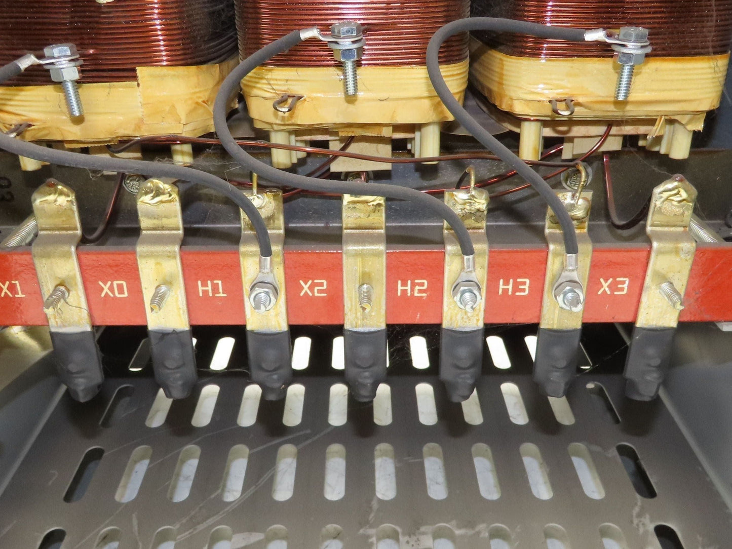 Hevi-Duty Shielded Drive Isolation Transformer 11kva HV 460 Delta LV 230Y/133